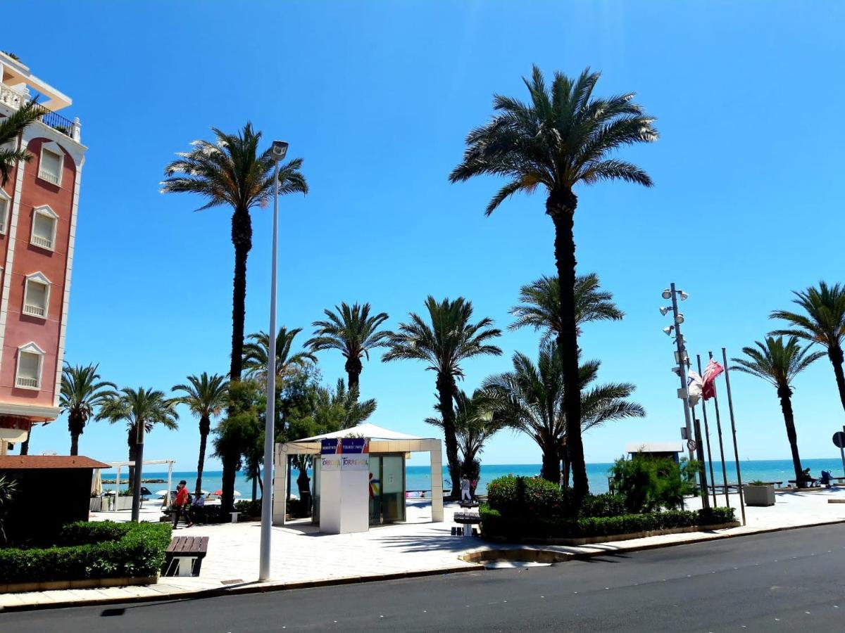 Almudena Estudio Torrevieja Buitenkant foto