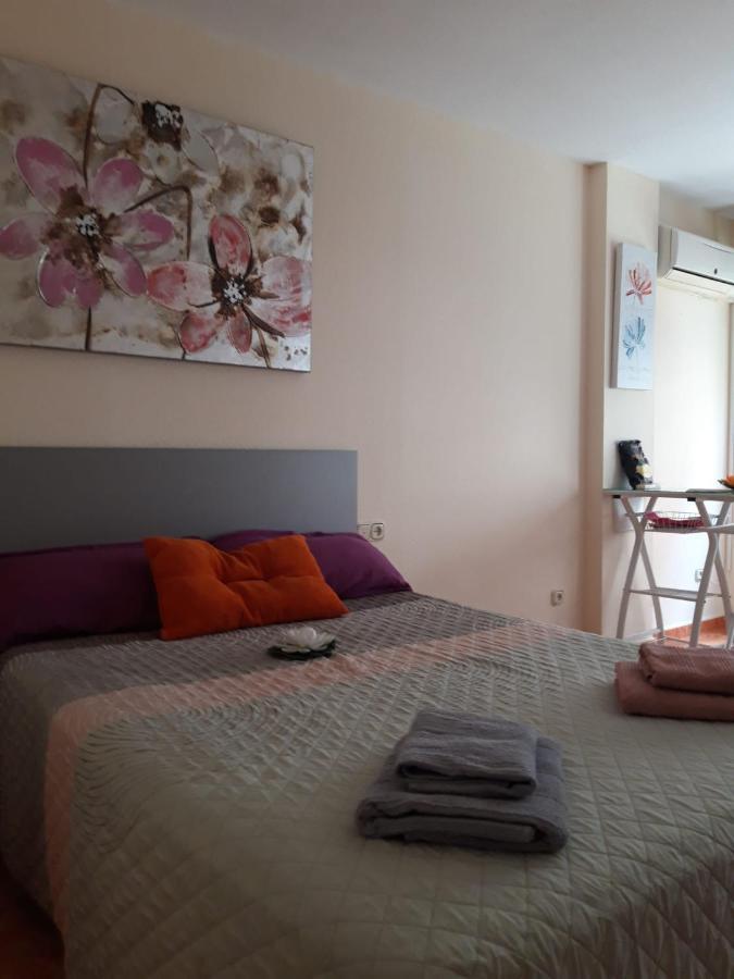 Almudena Estudio Torrevieja Buitenkant foto